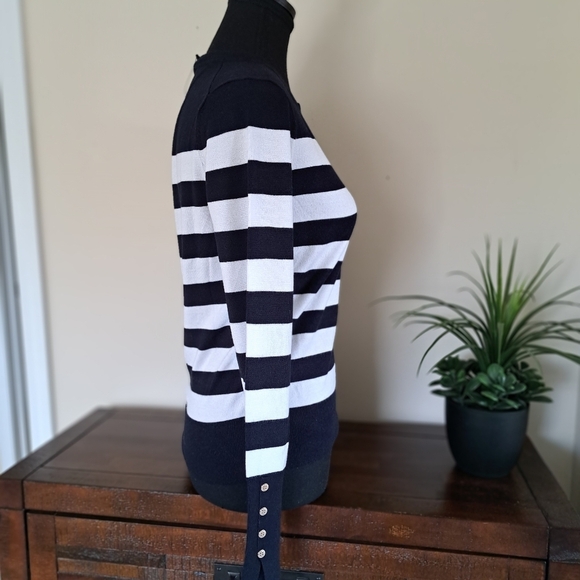 Nautica Jeans Striped Sweater Women's XS Navy Blue White Stripe Lightweight Knit - Picture 2 of 13
